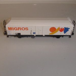 Marklin HO train car Migros produce railroad